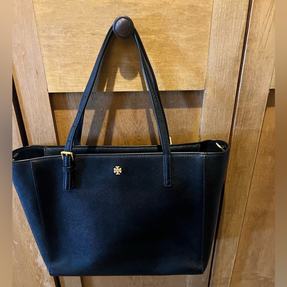 Tory Burch Black Tote Bag Like Brand New, Saffiano Leather w/crossbody strap